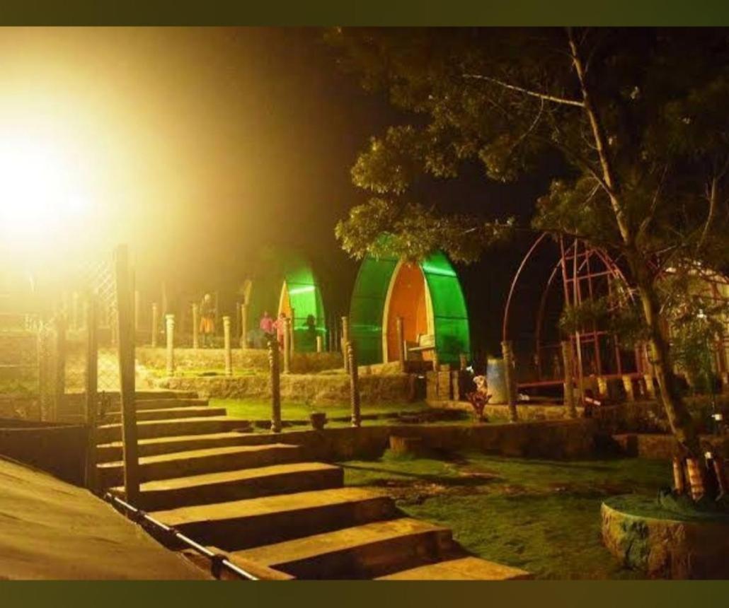 The Den By Trees Hotel Kotagiri Luaran gambar